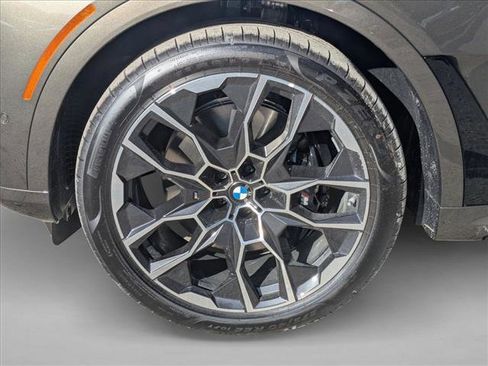 New 2026 BMW X7 M60i w/ Executive Package AWD/4WD image 9