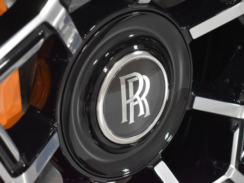 New 2027 Rolls-Royce Ghost Black Badge AWD/4WD image 15