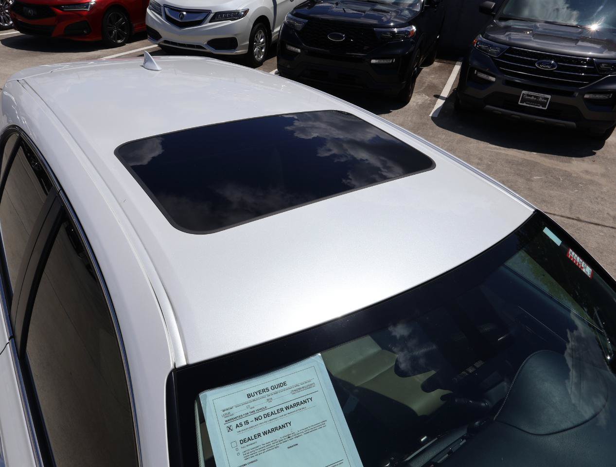 Used 2016 Lexus CT 200h w/ Seat Comfort Package FWD image 29