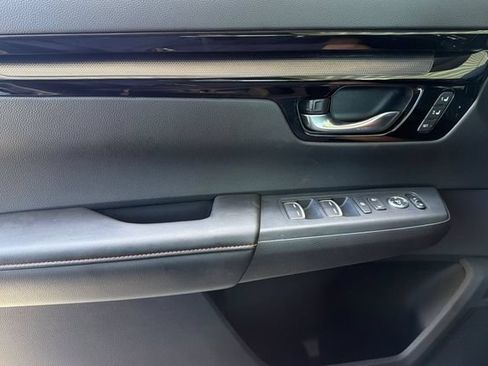 Used 2025 Honda CR-V Sport Touring image 12
