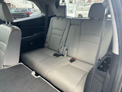 Used 2017 Honda Pilot EX-L image 17