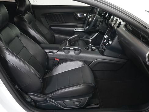 Used 2023 Ford Mustang GT Premium RWD image 9