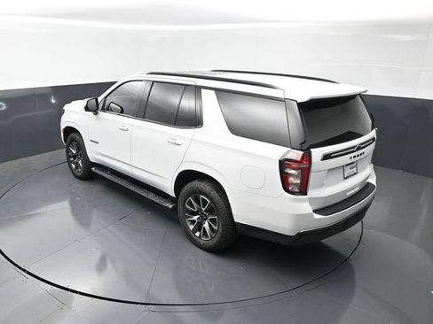 Used 2022 Chevrolet Tahoe Z71 w/ Luxury Package AWD/4WD image 15
