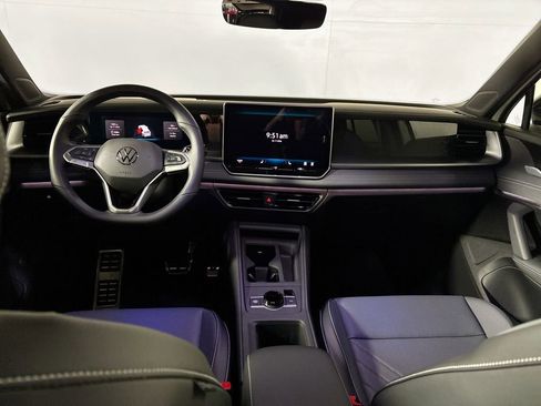 New 2026 Volkswagen Tiguan SE R-Line AWD/4WD image 12