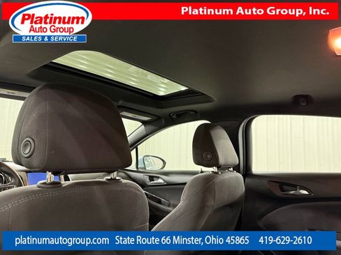 Used 2017 Chevrolet Cruze LT w/ Sun And Sound Package FWD image 28