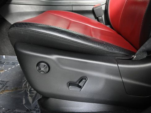 Used 2021 Dodge Durango R/T w/ Blacktop Package image 23