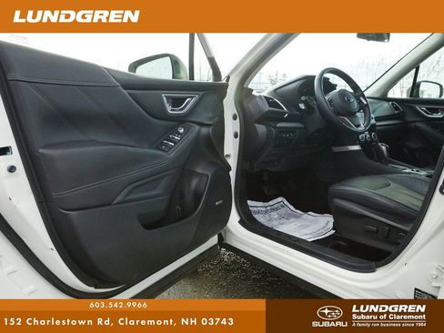 Used 2020 Subaru Forester Limited image 27