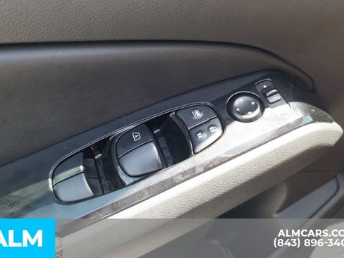 Used 2024 Nissan Altima 2.5 SR FWD image 17