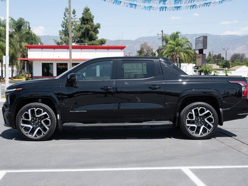 Used 2024 Chevrolet Silverado EV RST w/ LPO, Utility Wall Package image 7