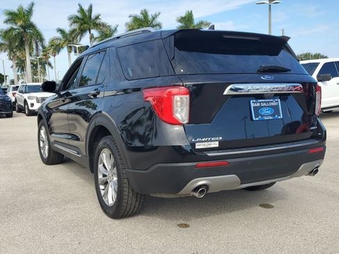 Certified 2023 Ford Explorer Limited w/ Equipment Group 301A image 4