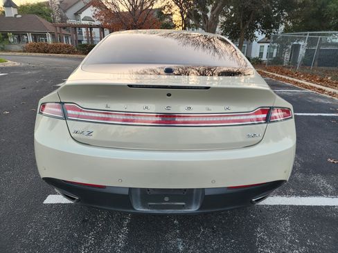 Used 2014 Lincoln MKZ Hybrid w/ Equipment Group 202A Reserve image 6