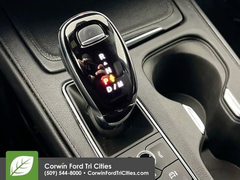 Used 2024 Cadillac XT4 Sport image 10