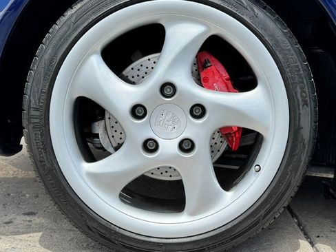Used 2002 Porsche Boxster S RWD image 15