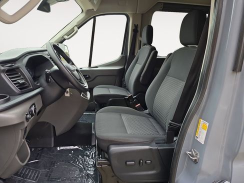 Used 2022 Ford Transit 350 XLT image 9