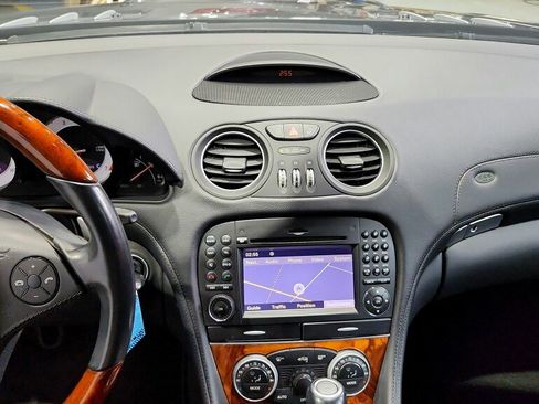 Used 2012 Mercedes-Benz SL 550 image 22