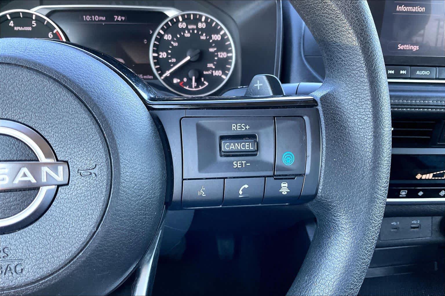 Used 2023 Nissan Rogue SV FWD image 24