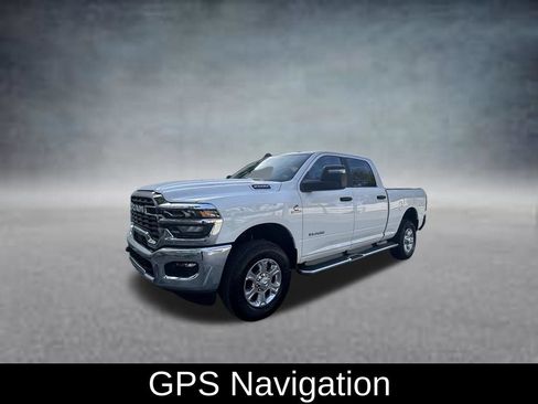 Certified 2026 RAM 2500 Big Horn AWD/4WD image 3