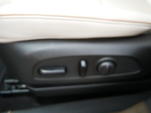Certified 2024 Buick Encore GX Avenir w/ Avenir Convenience Package AWD/4WD image 15