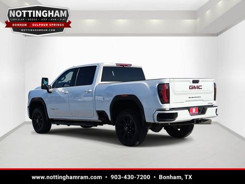 Used 2025 GMC Sierra 2500 AT4 AWD/4WD image 6