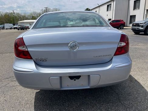 Used 2005 Buick LaCrosse CX w/ Silver Convenience Package FWD image 4