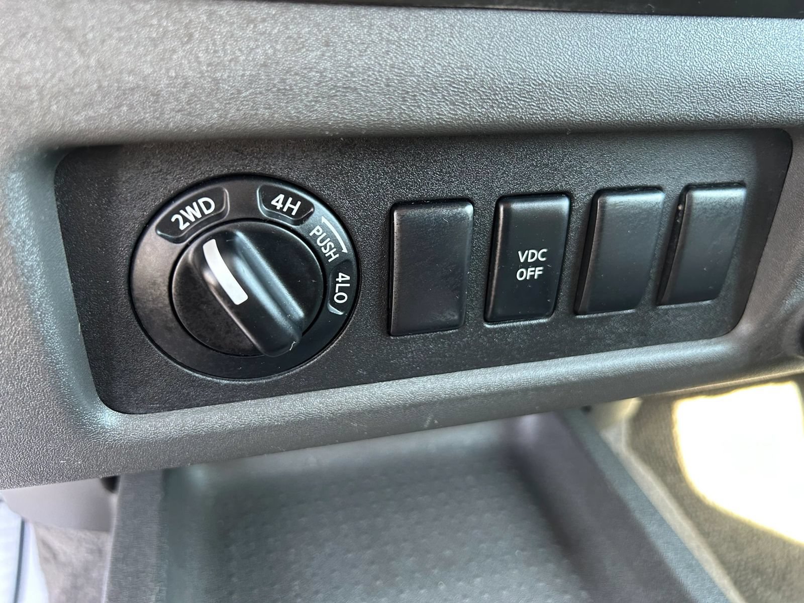 Used 2006 Nissan Xterra S AWD/4WD image 19