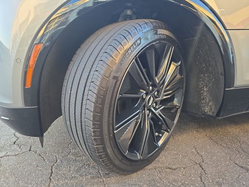 Certified 2024 Cadillac Lyriq Sport w/ Nappa Leather Package AWD/4WD image 32