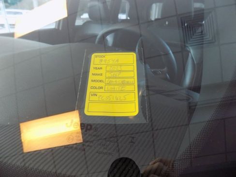 Certified 2023 Jeep Grand Cherokee Altitude image 37