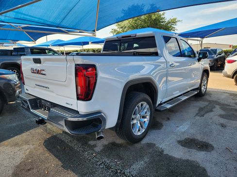 Used 2019 GMC Sierra 1500 SLT RWD image 4
