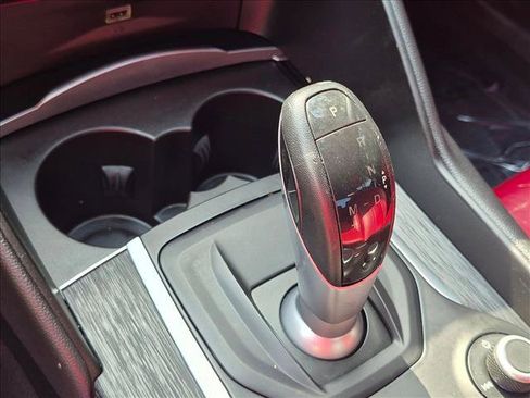 Used 2019 Alfa Romeo Giulia RWD image 12