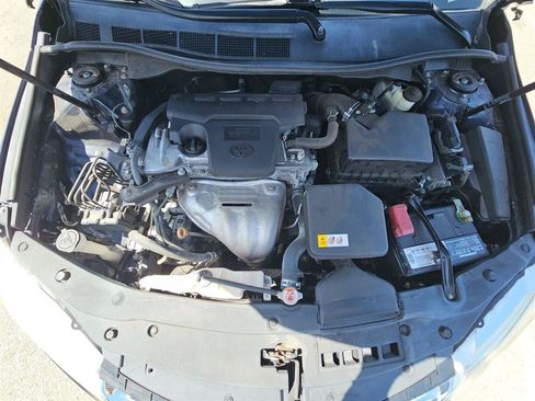 Used 2017 Toyota Camry LE FWD image 12