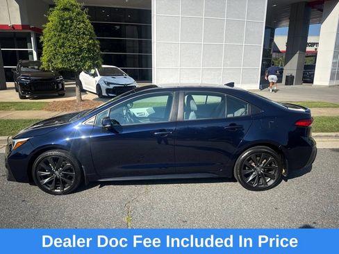Used 2024 Toyota Corolla SE FWD image 1