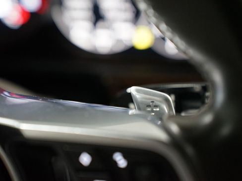 Used 2018 Porsche Panamera image 16