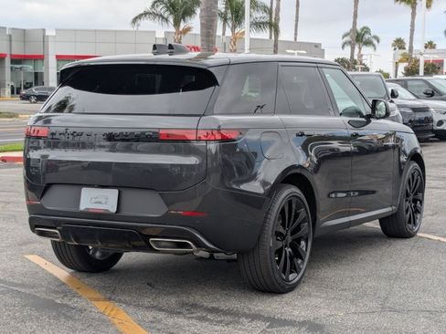 New 2026 Land Rover Range Rover Sport SE AWD/4WD image 2