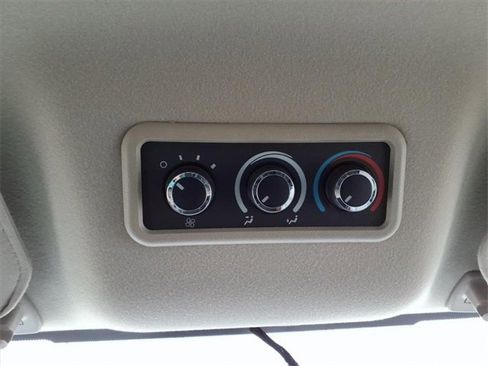 Used 2018 Chevrolet Express 3500 LT w/ LT Preferred Equipment Group image 22