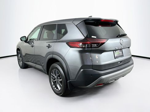 Used 2023 Nissan Rogue S AWD/4WD image 5