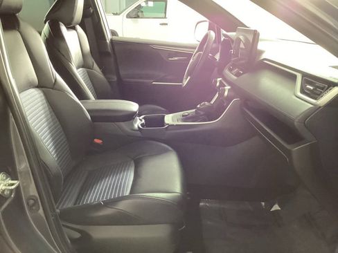 Used 2023 Toyota RAV4 XSE w/ XSE Grade Weather Package AWD/4WD image 20