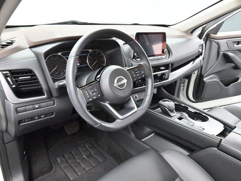 Used 2023 Nissan Rogue SL FWD image 17