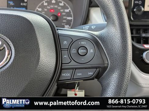 Used 2024 Toyota Corolla Cross L image 26