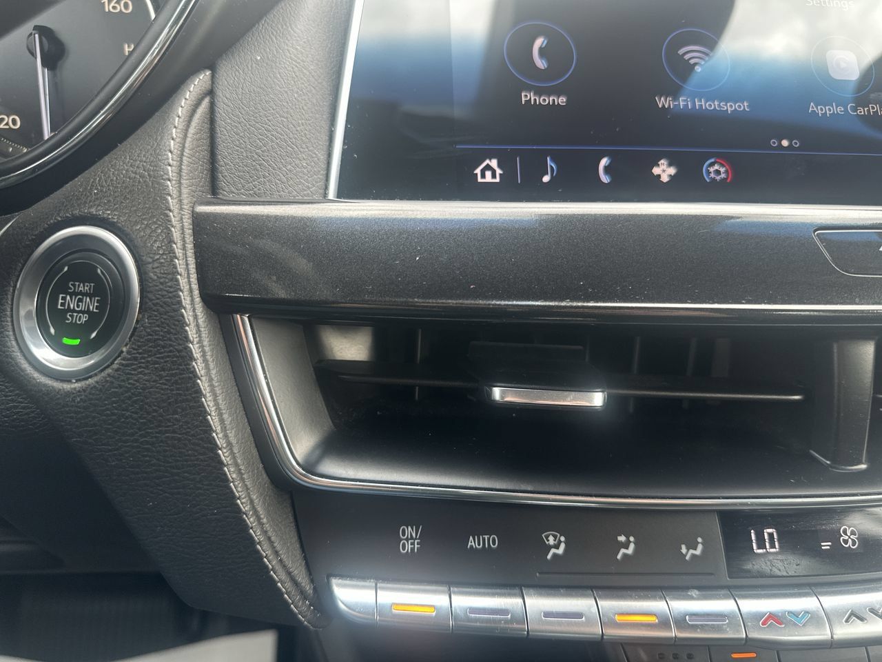 Used 2023 Cadillac CT5 Luxury w/ Cold Weather Package AWD/4WD image 17