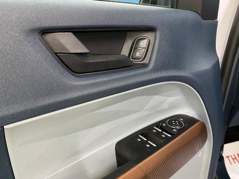 Used 2023 Ford Maverick Lariat image 33