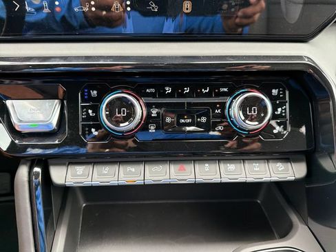 New 2026 GMC Sierra 2500 AT4X AWD/4WD image 14