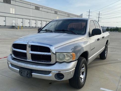 Used 2004 Dodge Ram 1500 Truck SLT image 1