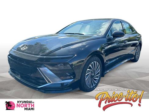 Used 2025 Hyundai Sonata SEL FWD image 1