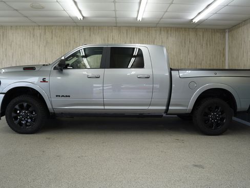 Used 2022 RAM 3500 Limited image 5