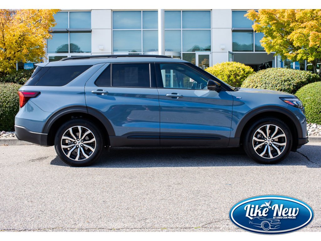 Used 2026 Ford Explorer ST-Line AWD/4WD image 1