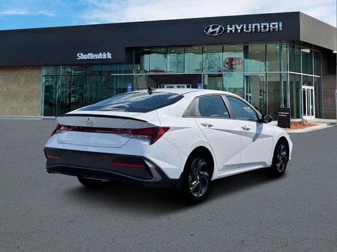 New 2026 Hyundai Elantra Sport image 7