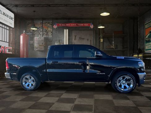 Used 2025 RAM 1500 Big Horn AWD/4WD image 7