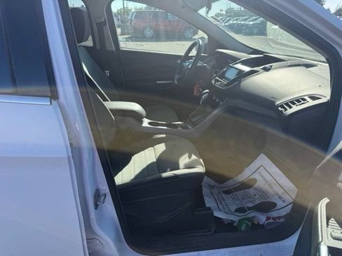 Used 2016 Ford Escape SE AWD/4WD image 12
