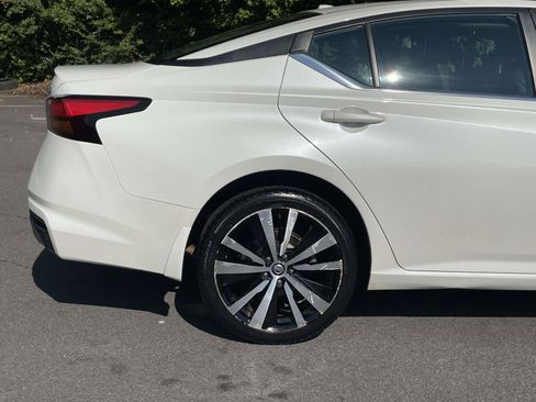 Used 2020 Nissan Altima 2.5 SR w/ Premium Package AWD/4WD image 7