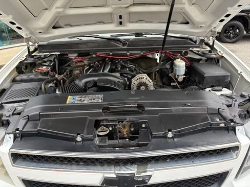 Used 2010 Chevrolet Tahoe LS w/ Skid Plate Package image 36